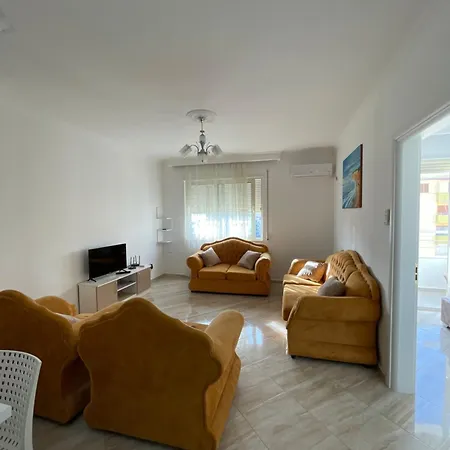 Apartment Leo
