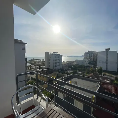 Apartment Leo