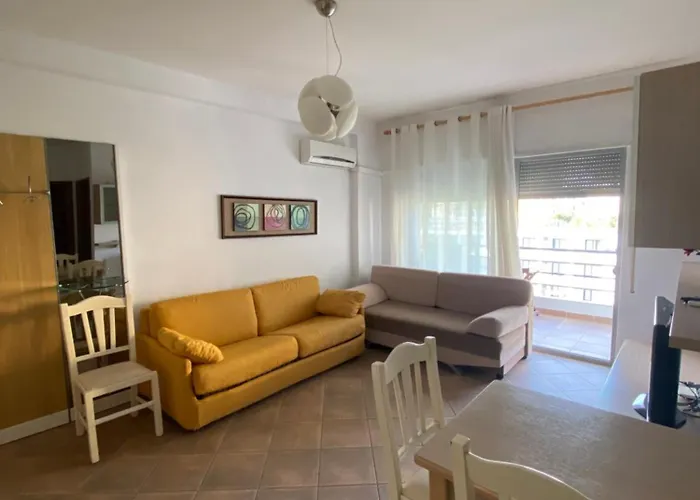 Leo Appartement Durrës